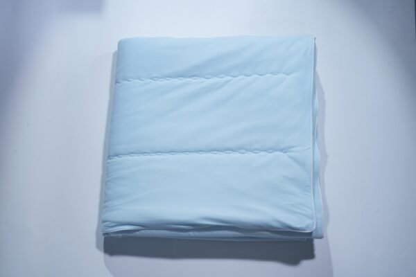 Cooling Comforter - Image 3
