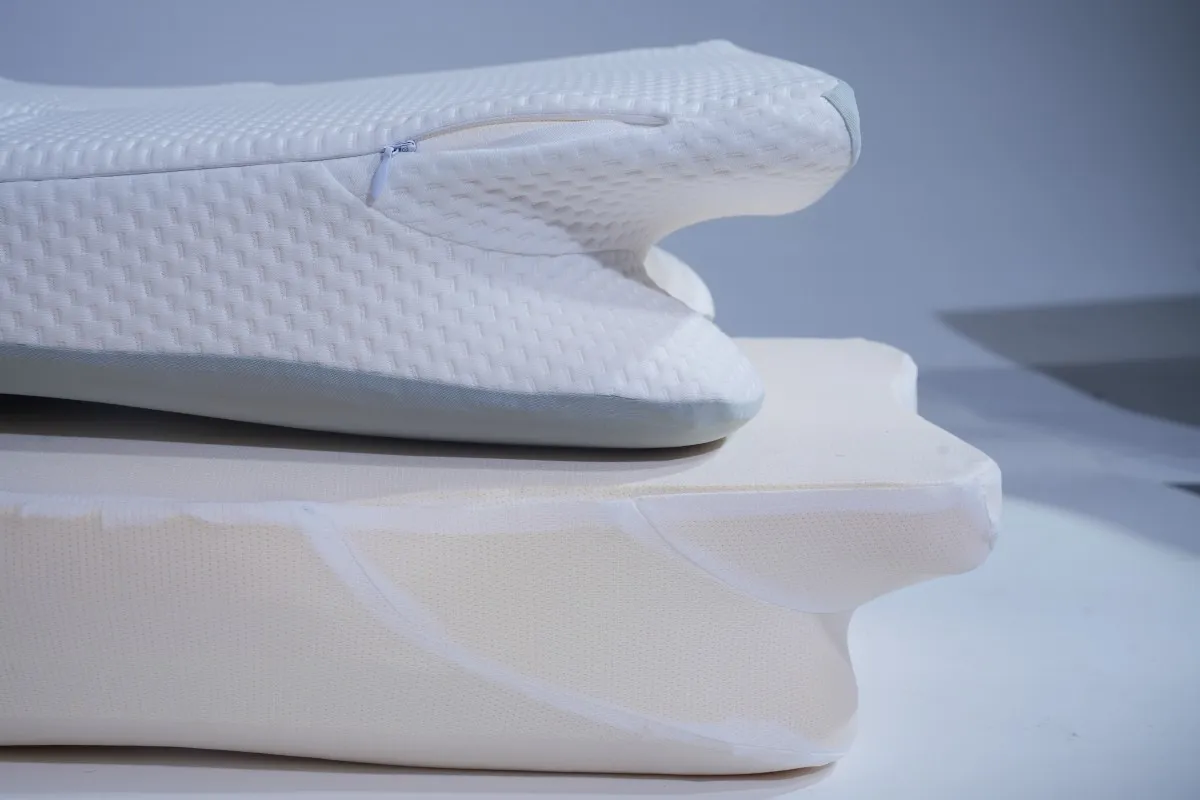 Memory Foam Ergonomic Pillow - Image 3